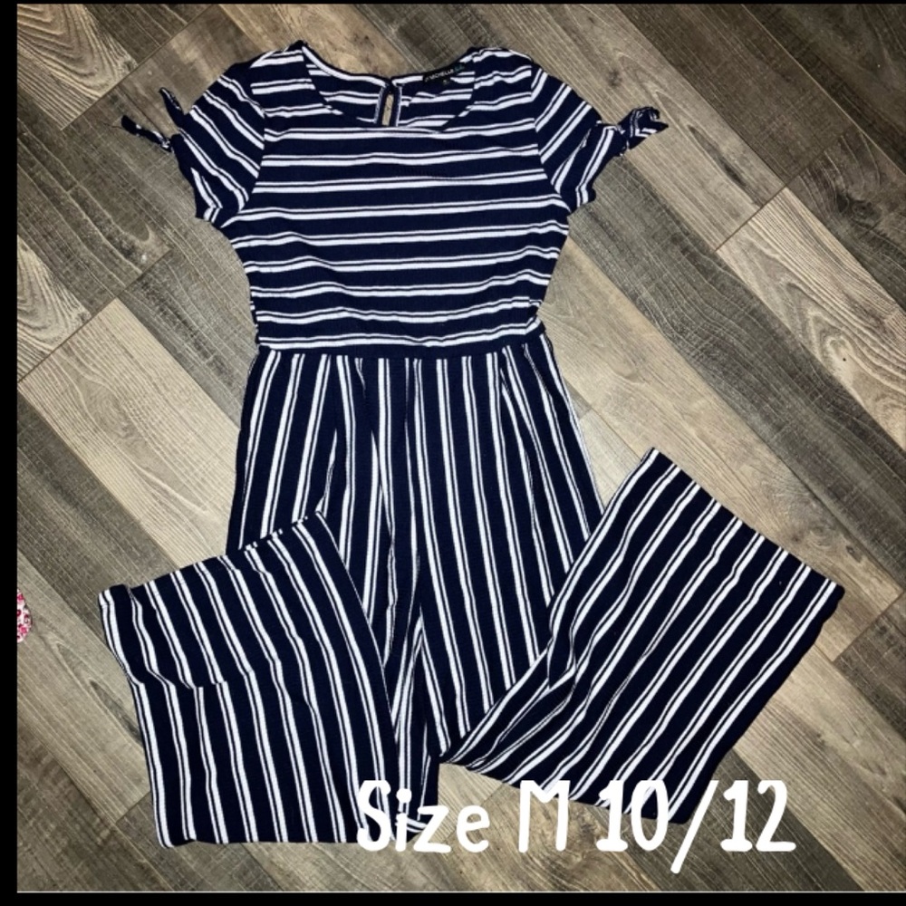 Girls knit jumpsuit NWOT